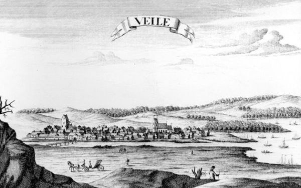 Vejle ca. 1767 med klostertårnet til venstre. Foto: Vejle Stadsarkiv.