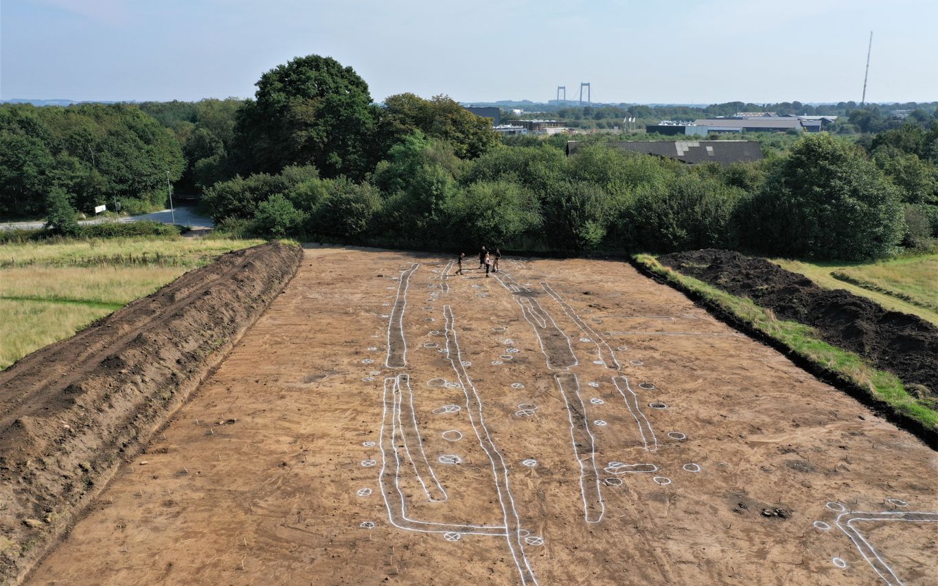 Vikingetidshal ved Erritsø. Dronefoto 2